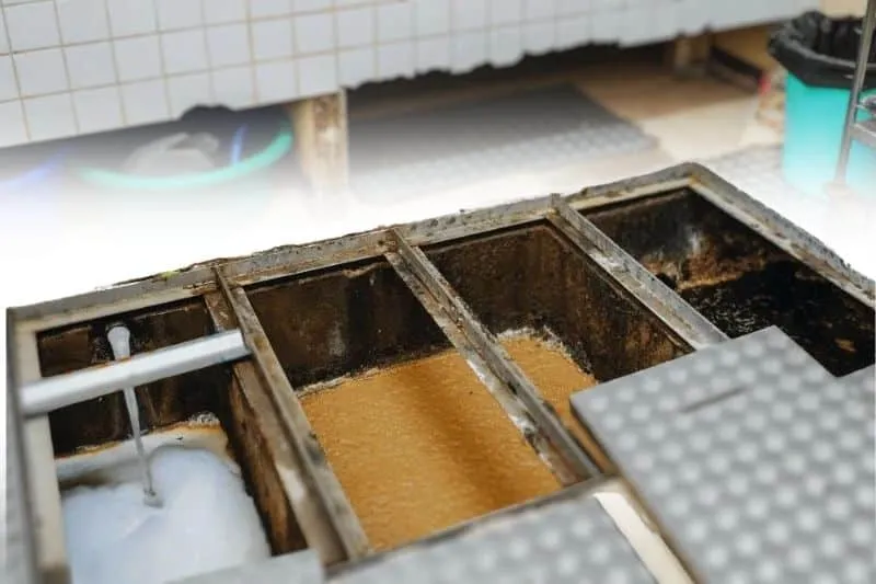 3 Kesalahan Fatal Memilih IPAL Dapur MBG yang Bikin Operasional Anda Bermasalah 1 Grease Trap